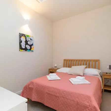 Mm Marconi Roomy & Modern Flat Apartment